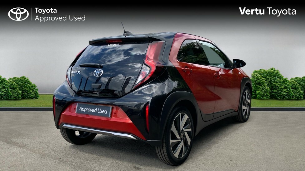 Toyota Aygo X Exclusive Red #2
