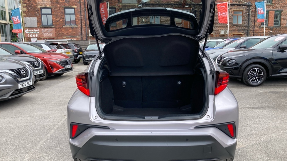 Toyota C-Hr Excel Silver #4