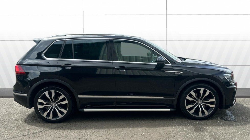 Volkswagen Tiguan R-line Black #5