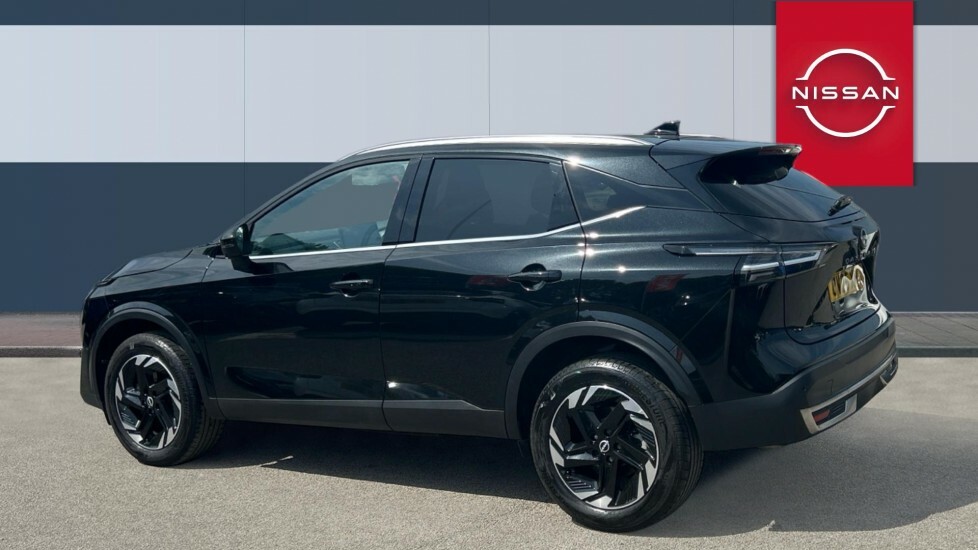 Nissan Qashqai N-connecta OV25XHJ Black #2