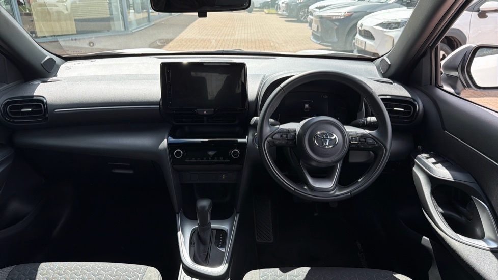 Toyota Yaris Cross Design White #6