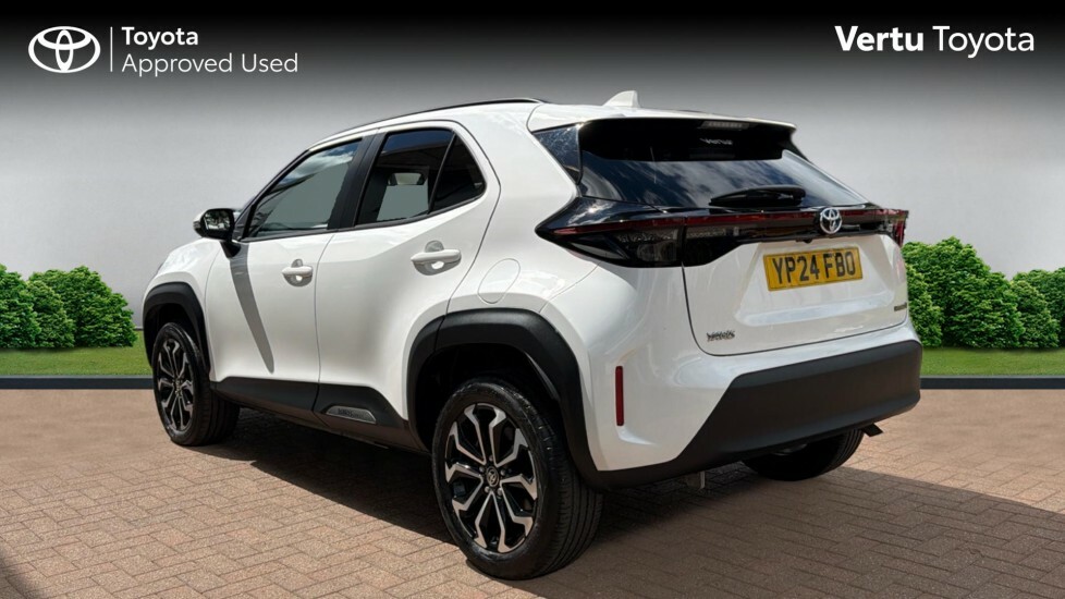 Toyota Yaris Cross Design White #4