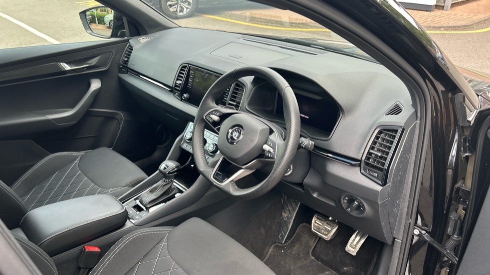 Skoda Karoq Sportline Black #6
