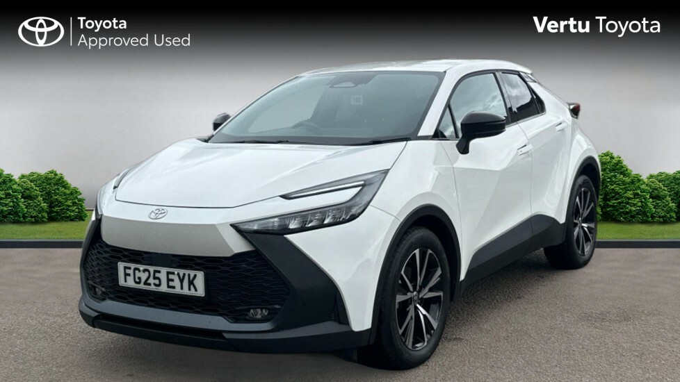 Toyota C-Hr Design FG25EYK White #3