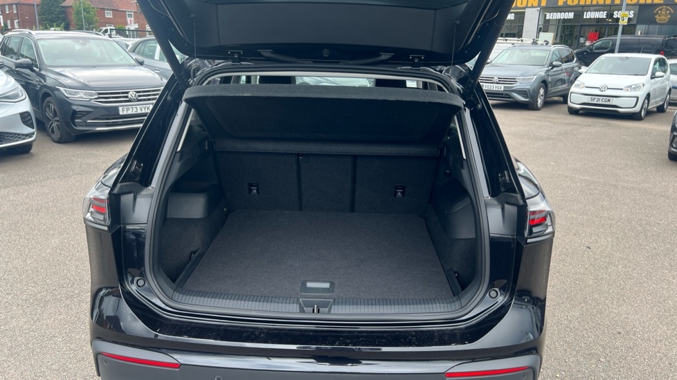 Volkswagen Tiguan Match Black #4
