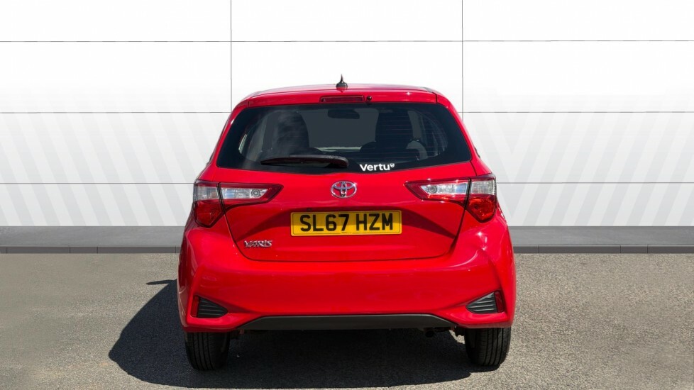 Toyota Yaris Icon Red #6