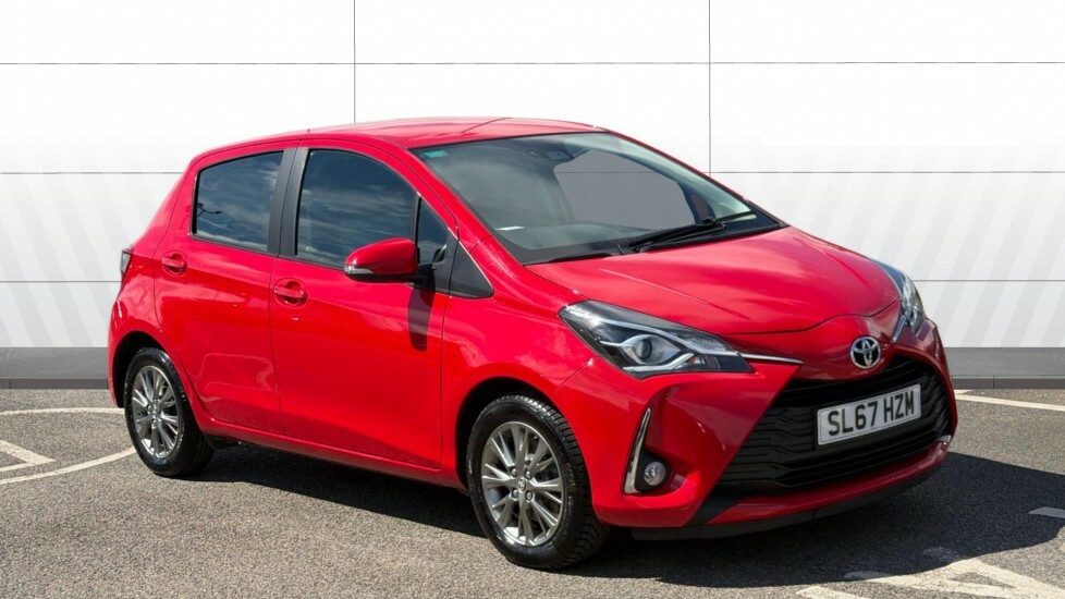 Toyota Yaris Icon Red
