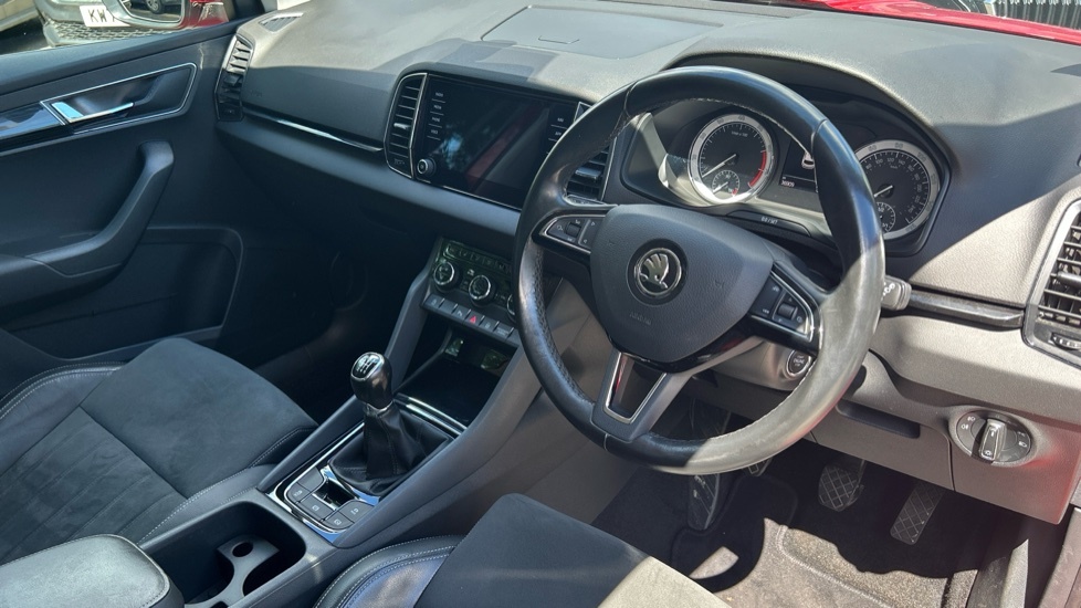 Skoda Karoq Se L Red #6