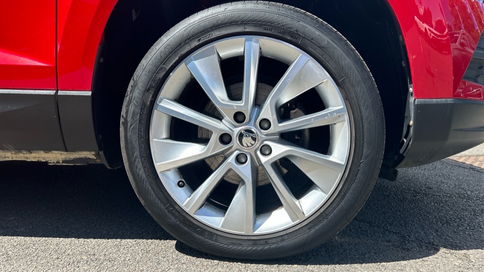 Skoda Karoq Se L Red #5