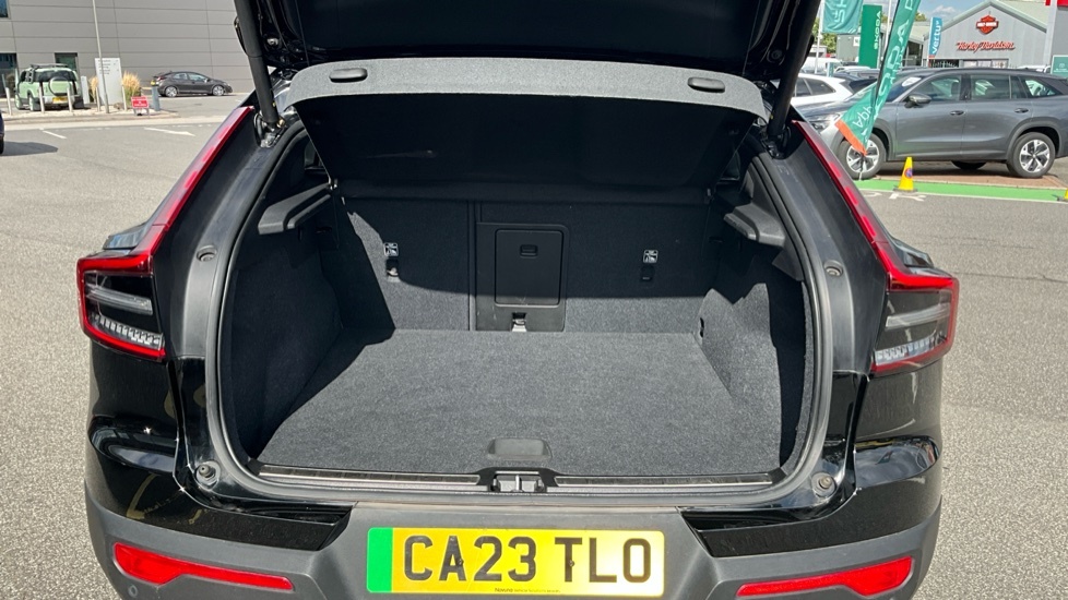 Volvo C40 Core Black #4