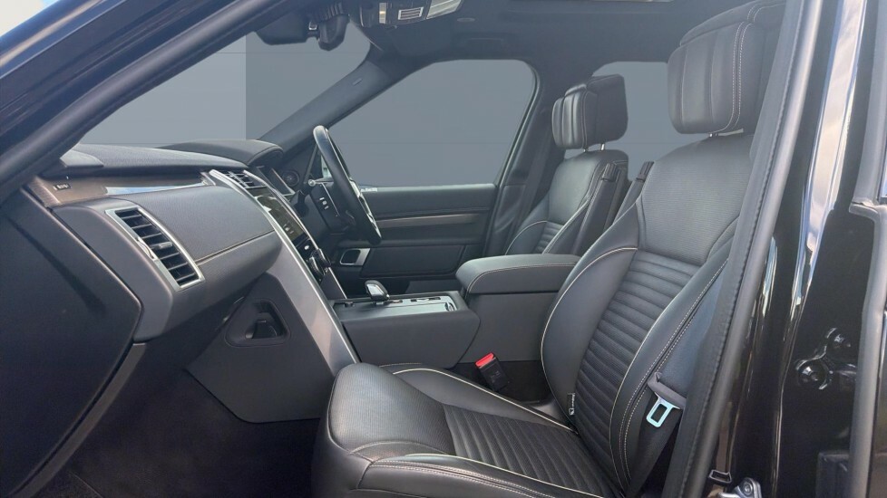 Land Rover Discovery Metropolitan Edition LS23YPM Black #3
