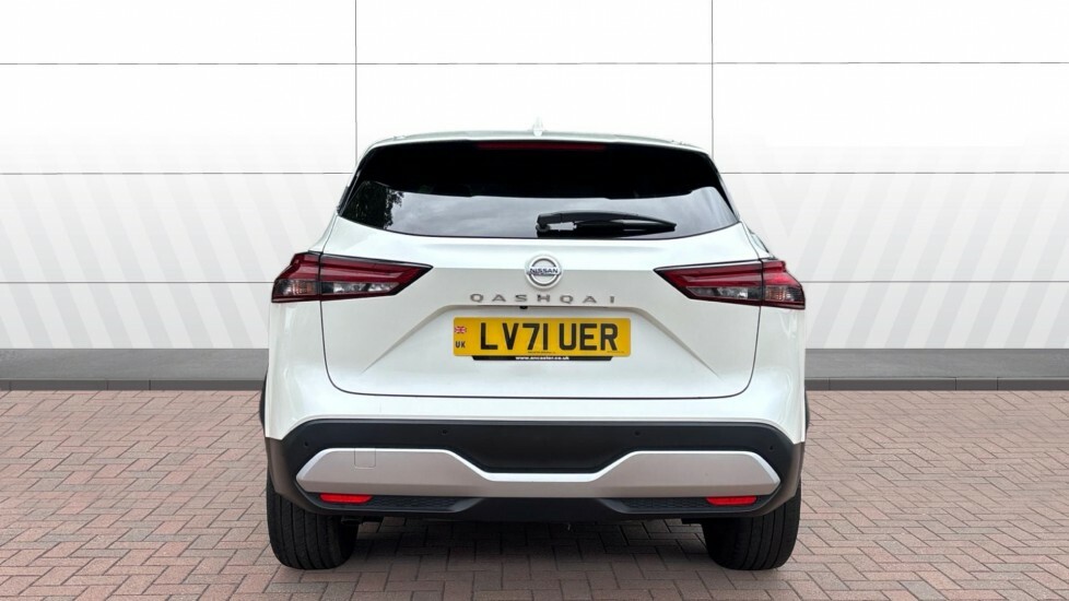 Nissan Qashqai N-connecta LV71UER White #6