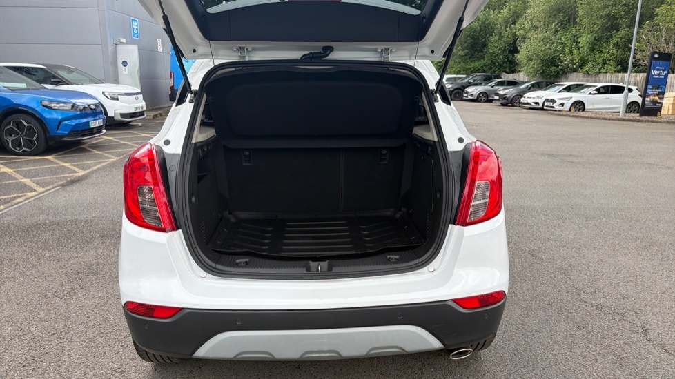 Vauxhall Mokka X Elite White #4