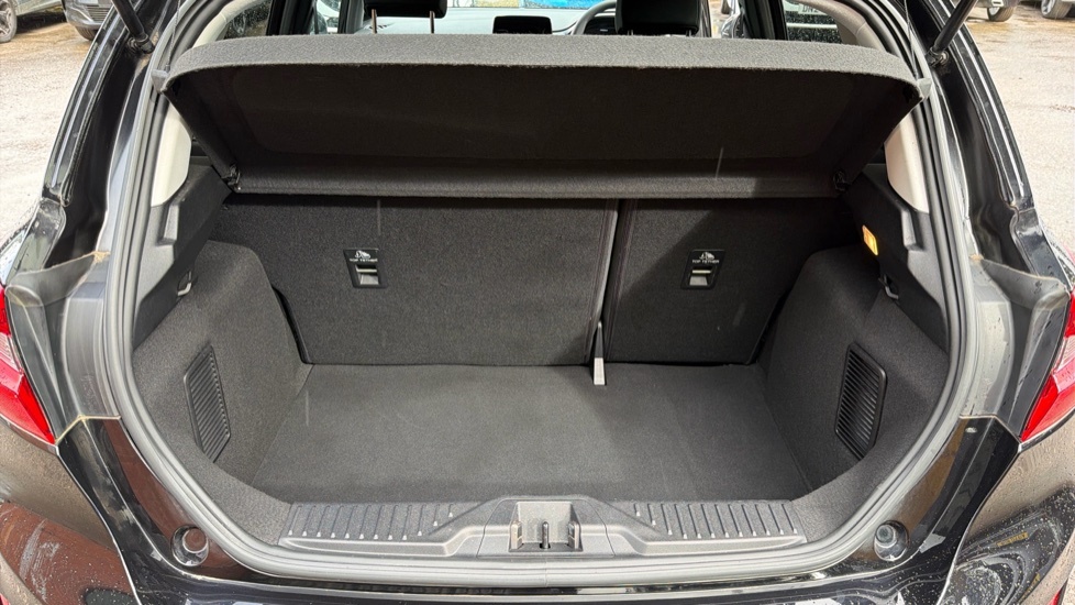Ford Fiesta Trend Black #4