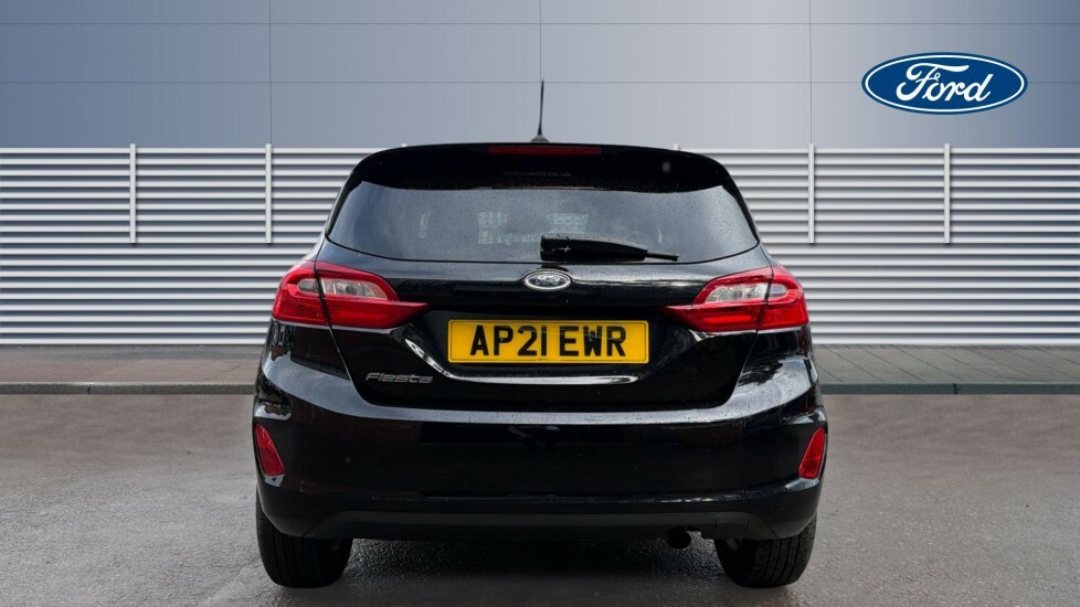 Ford Fiesta Trend Black #6