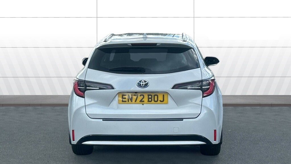 Toyota Corolla Icon White #6