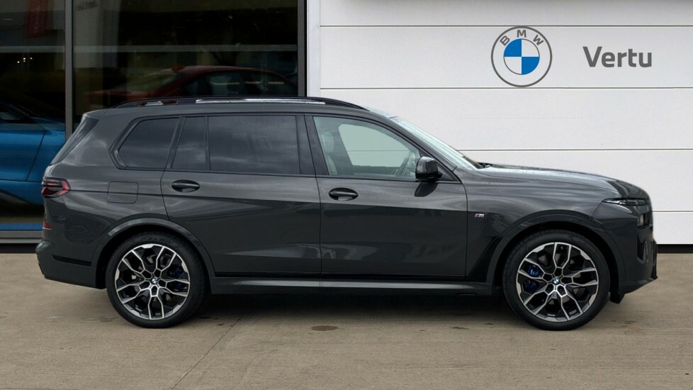 BMW X7 M Sport NU26FYL Grey #3