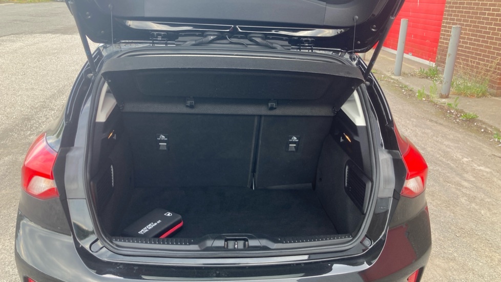 Ford Focus Zetec Black #3