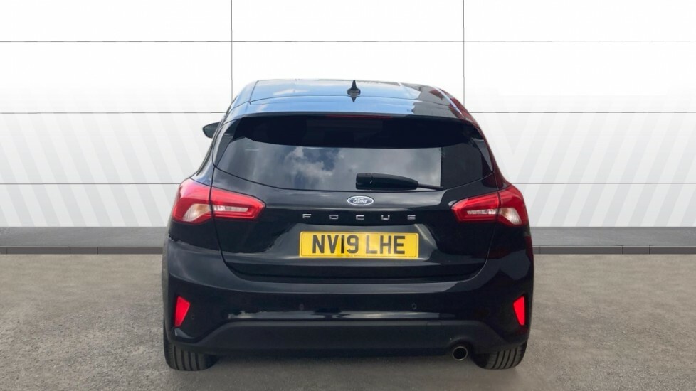 Ford Focus Zetec Black #5