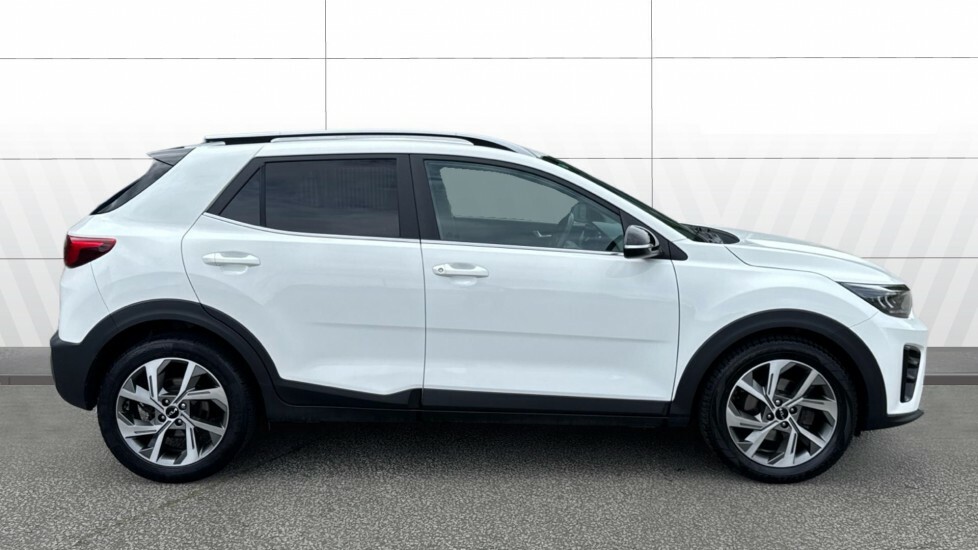 Kia Stonic Gt-line WK22SXG White #5
