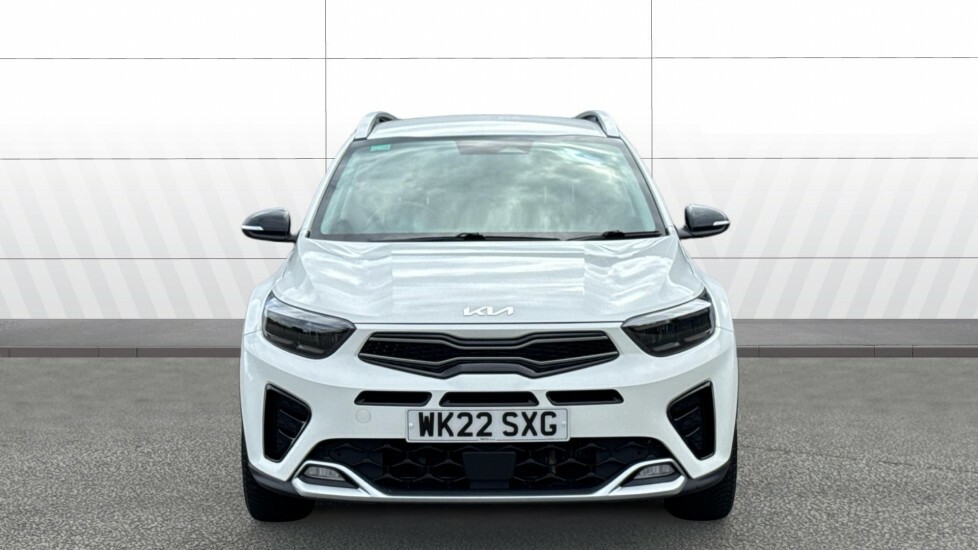 Kia Stonic Gt-line WK22SXG White #3
