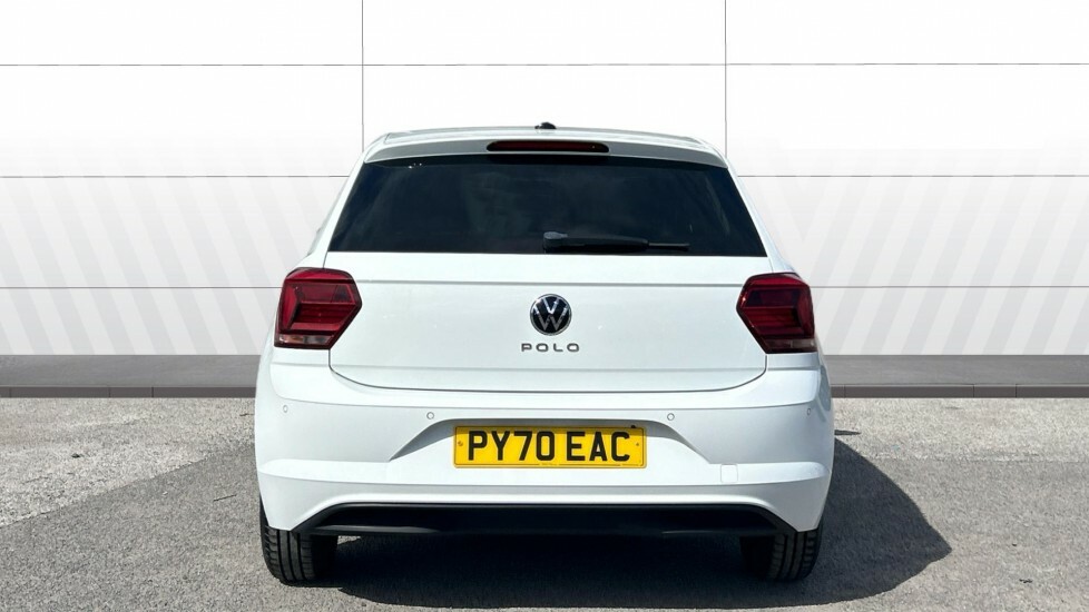 Volkswagen Polo Match White #6