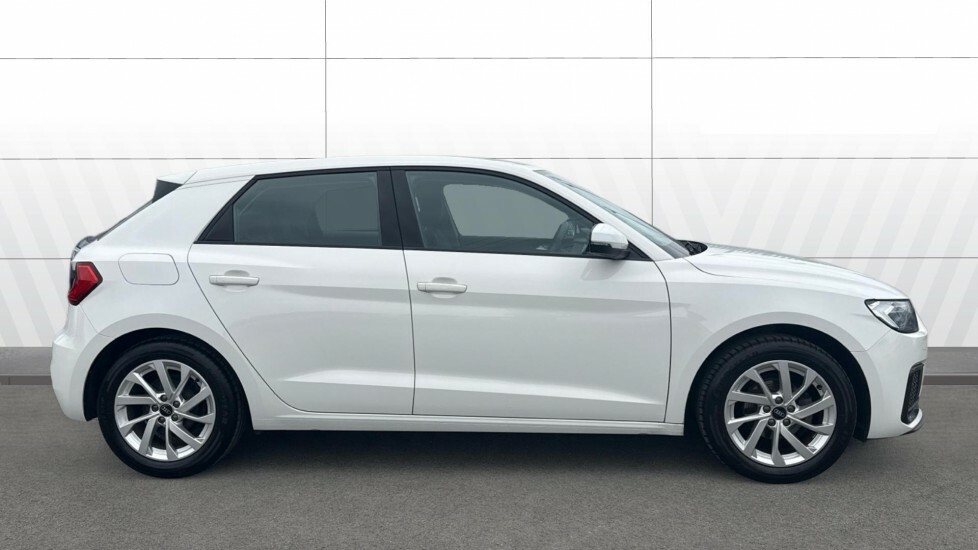Audi A1 Sport RO73FXF White #5