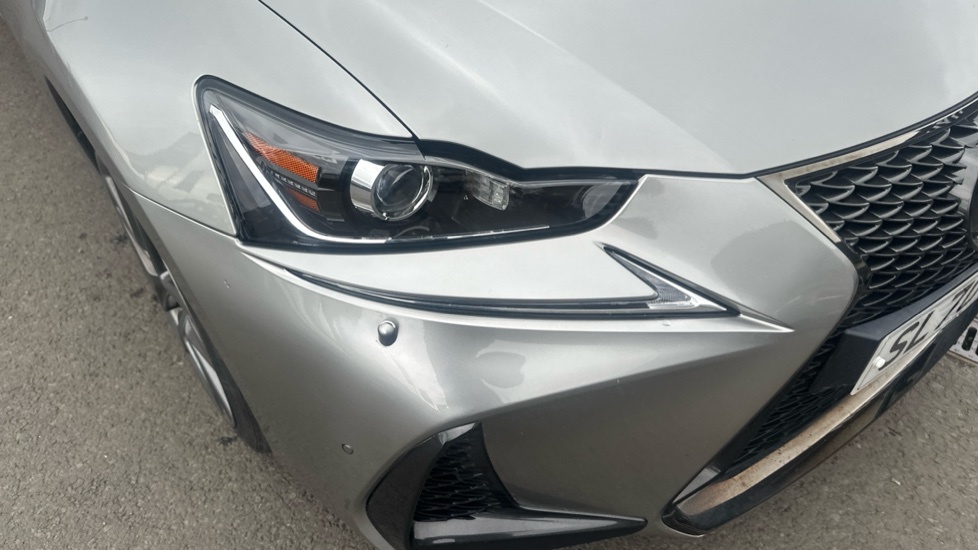 Lexus IS 300H 2.5 223 Bhp F-sport Navigation E-cvt #35