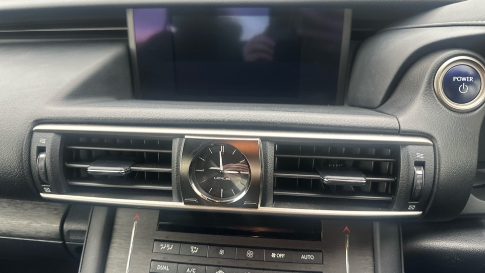 Lexus IS 300H 2.5 223 Bhp F-sport Navigation E-cvt #42