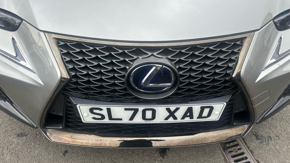 Lexus IS 300H 2.5 223 Bhp F-sport Navigation E-cvt #34