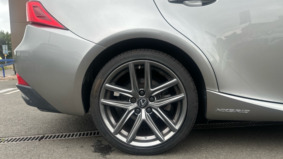 Lexus IS 300H 2.5 223 Bhp F-sport Navigation E-cvt #7
