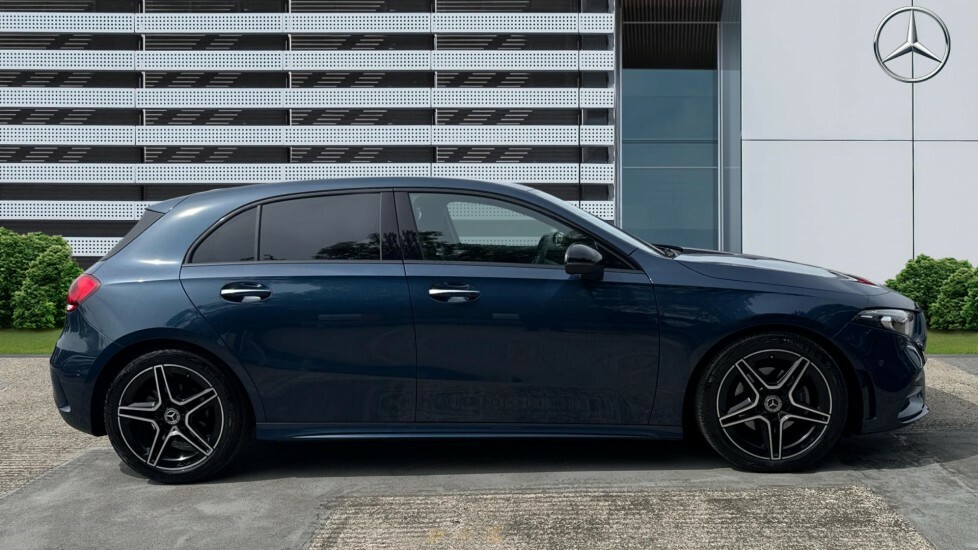 Mercedes-Benz A Class Amg Line CN23XHJ Blue #5