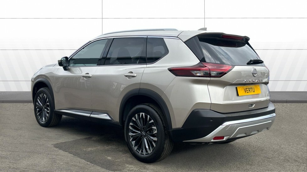 Nissan X-Trail Tekna Silver #2