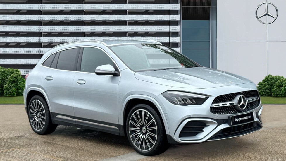 Mercedes-Benz GLA Class Amg Line Silver