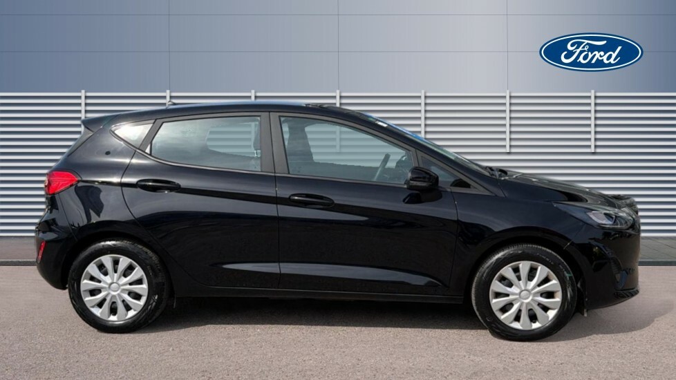 Ford Fiesta Trend Black #5