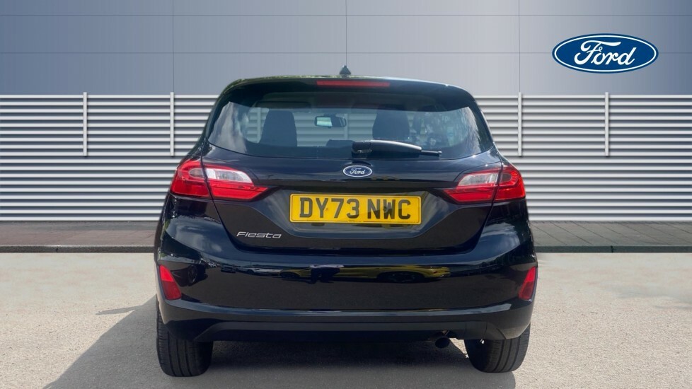 Ford Fiesta Trend Black #6