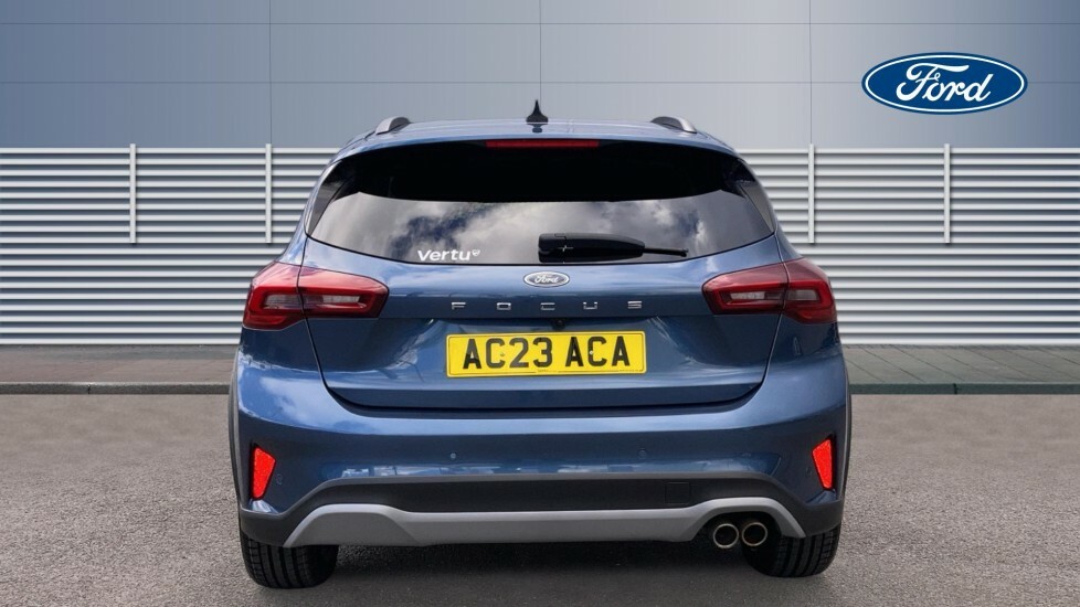 Ford Focus Active Blue #3