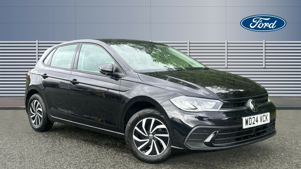 Volkswagen Polo Life Black