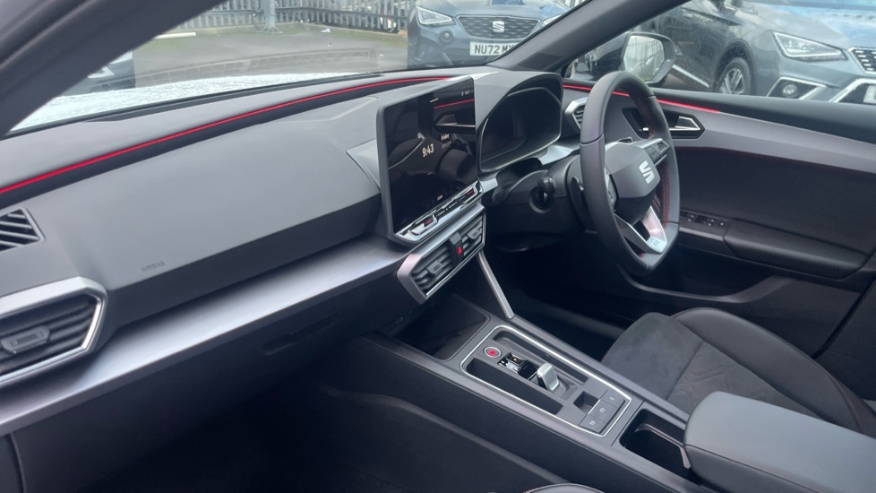 Seat Leon Fr Black Edition White #2