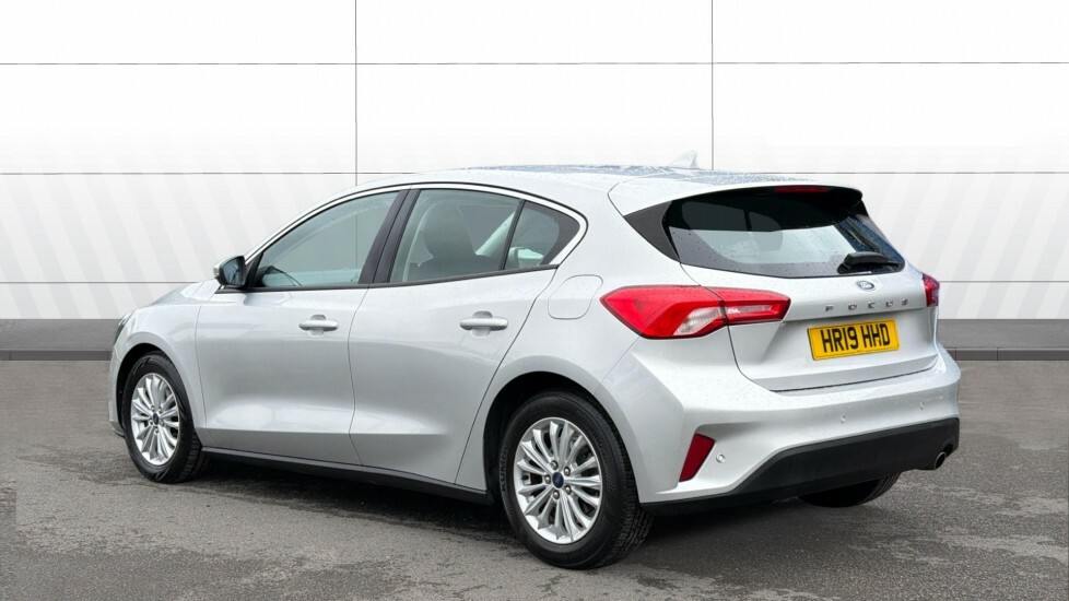 Ford Focus Titanium Silver #2