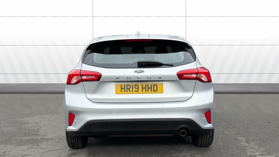 Ford Focus Titanium Silver #6