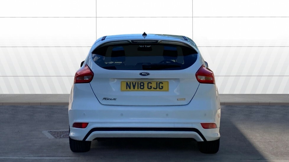 Ford Focus St-line NV18GJG White #6