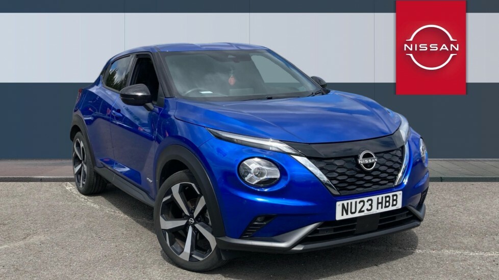 Nissan Juke Tekna Blue