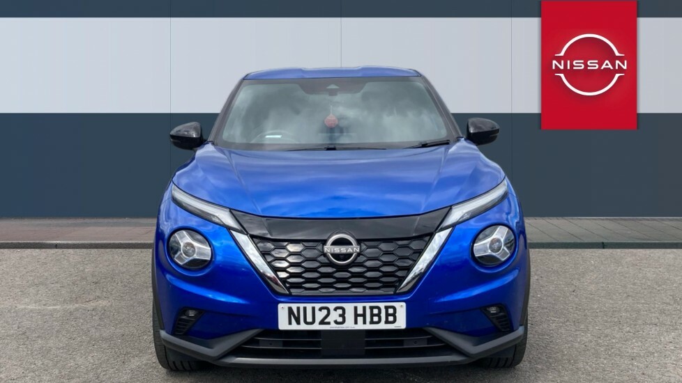 Nissan Juke Tekna Blue #3