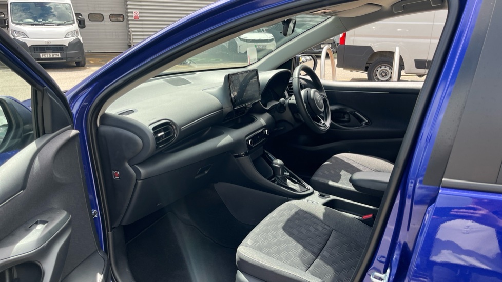 Toyota Yaris Design FG75WKW Blue #5