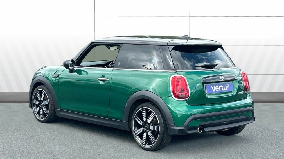 Mini Hatch Cooper Exclusive WK71XFT Green #2
