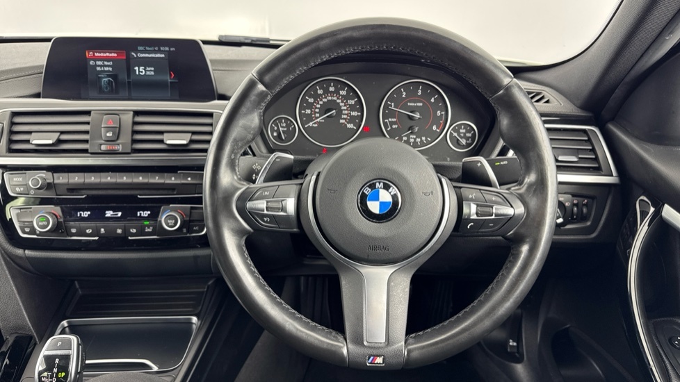 BMW 3 Series M Sport FG19YHF White #5