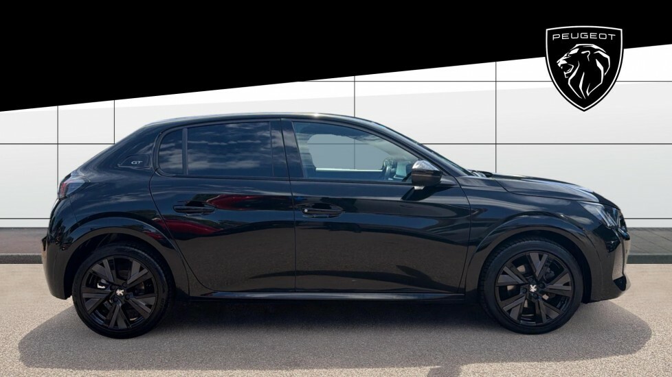 Peugeot 208 Gt Black #5