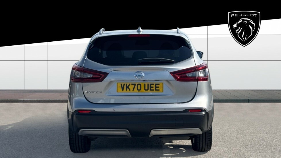 Nissan Qashqai Tekna Silver #6