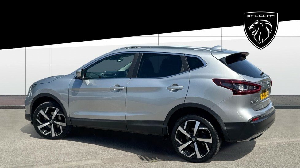 Nissan Qashqai Tekna Silver #2